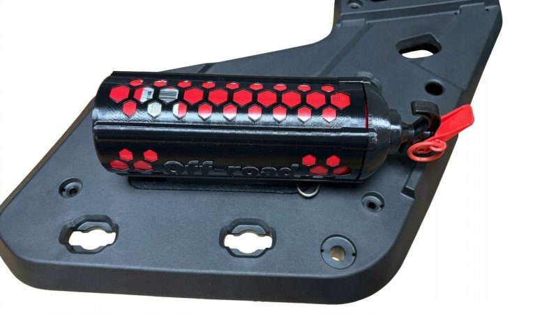 Uchwyt na gaśnicę do quada QJ MOTOR 1000 DEDYKOWANY bez wiercenia ATV PRAWY — zdjęcie 7
